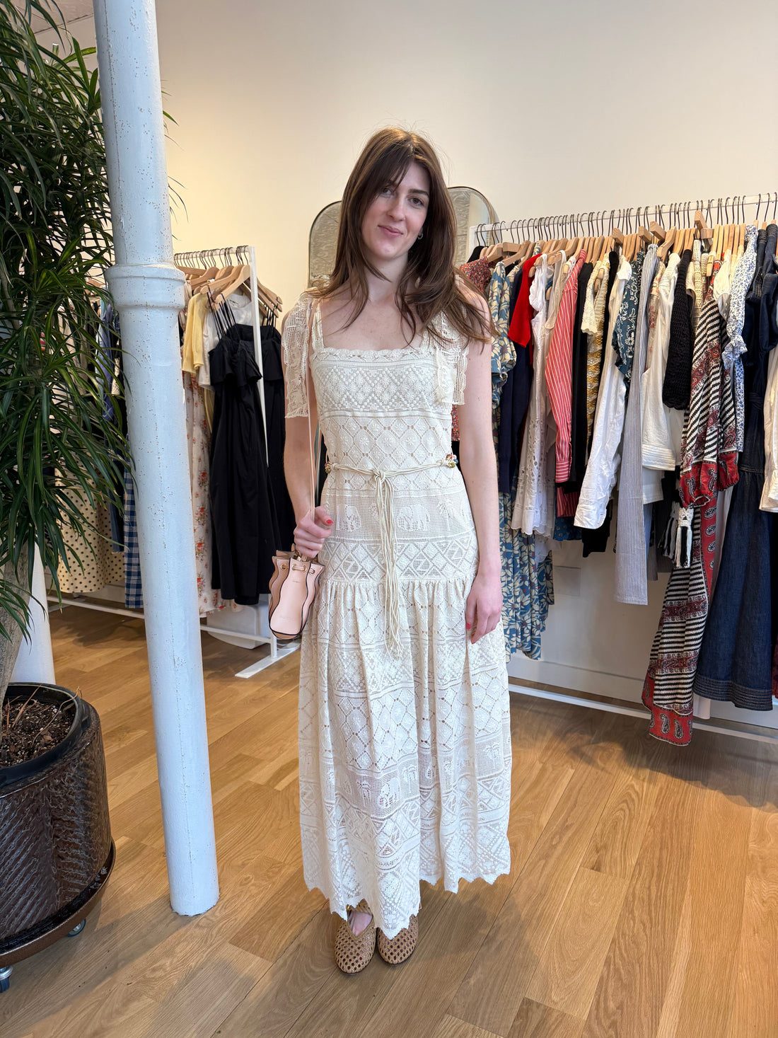 DRESSES