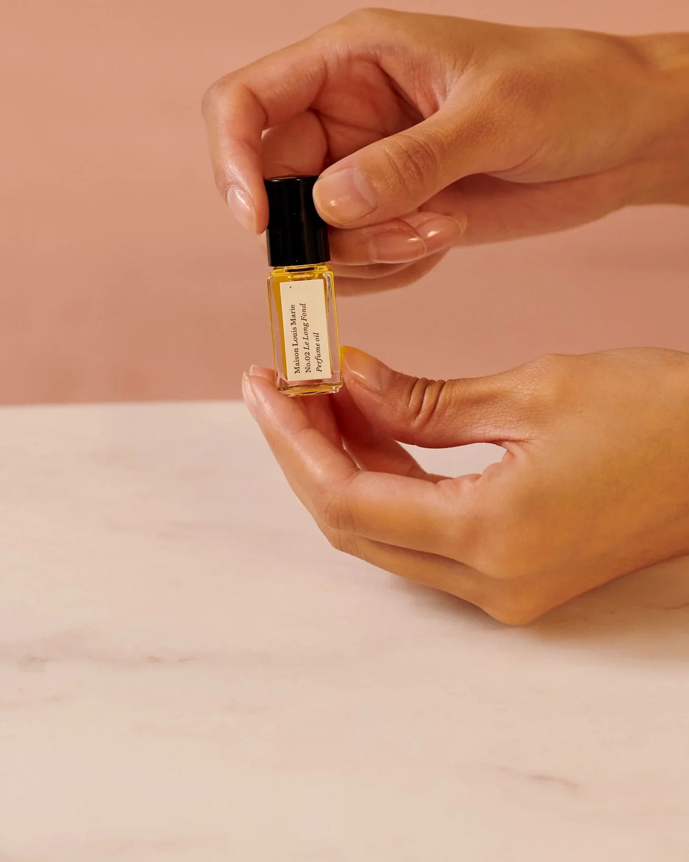 No.02 Le Long Fond - Perfume Oil Roller Bottle