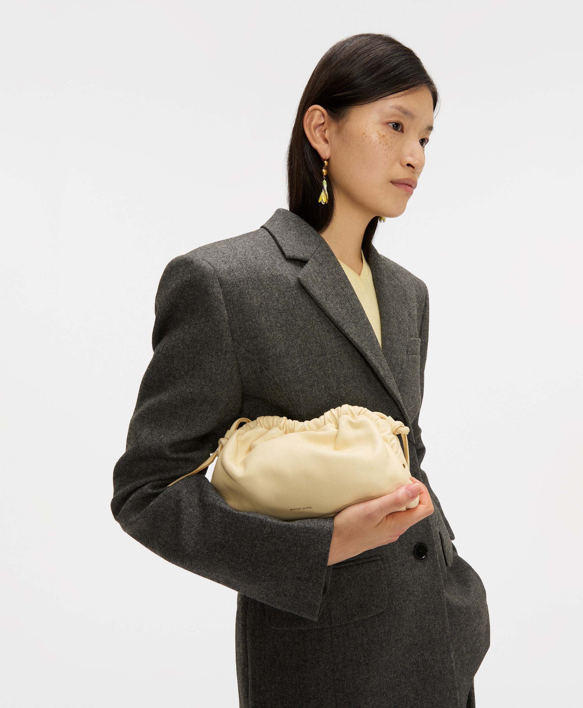 Mini Cloud Clutch - Black / Flamma
