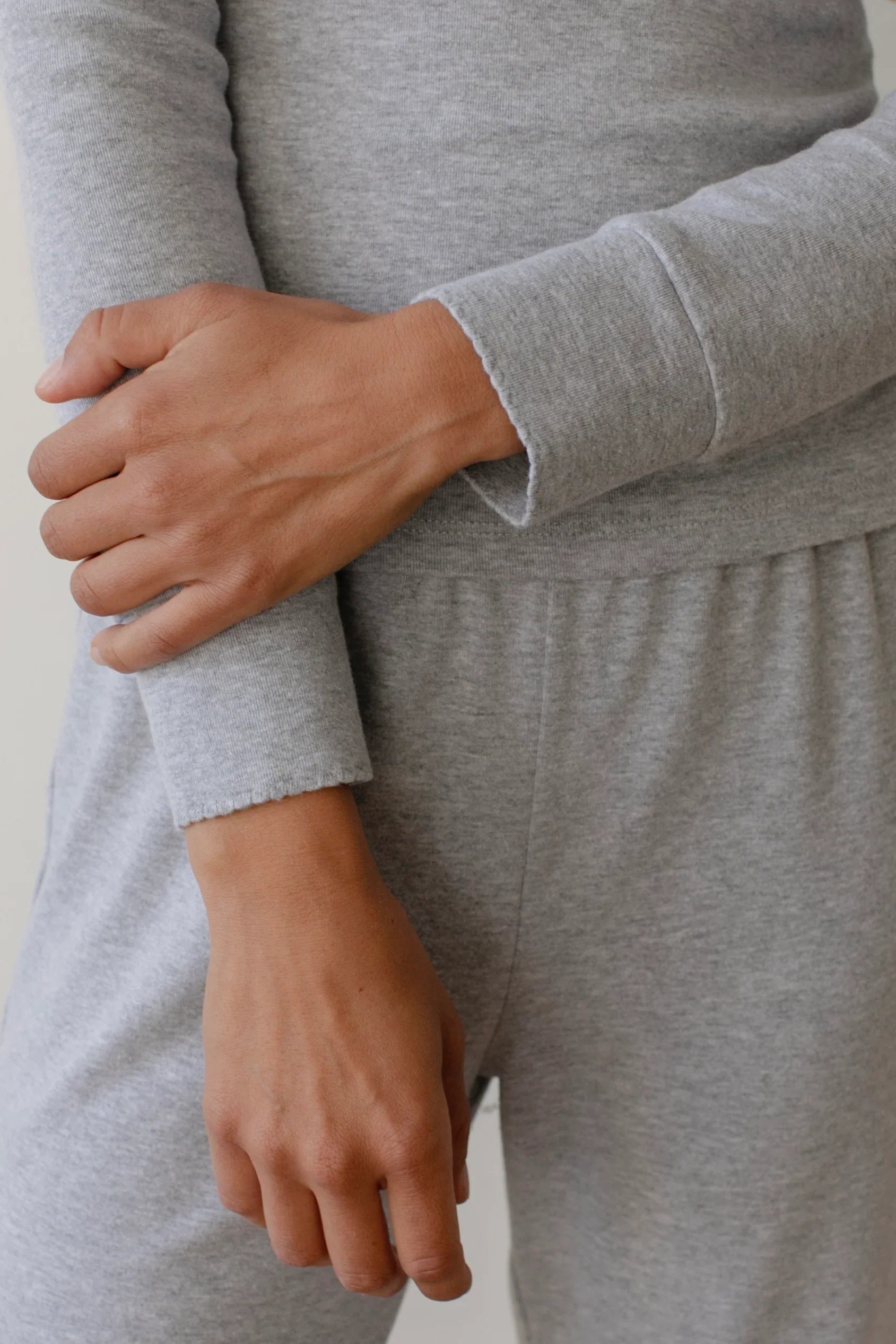 The Baby Rib Scallop Long Sleeve - Heather Grey